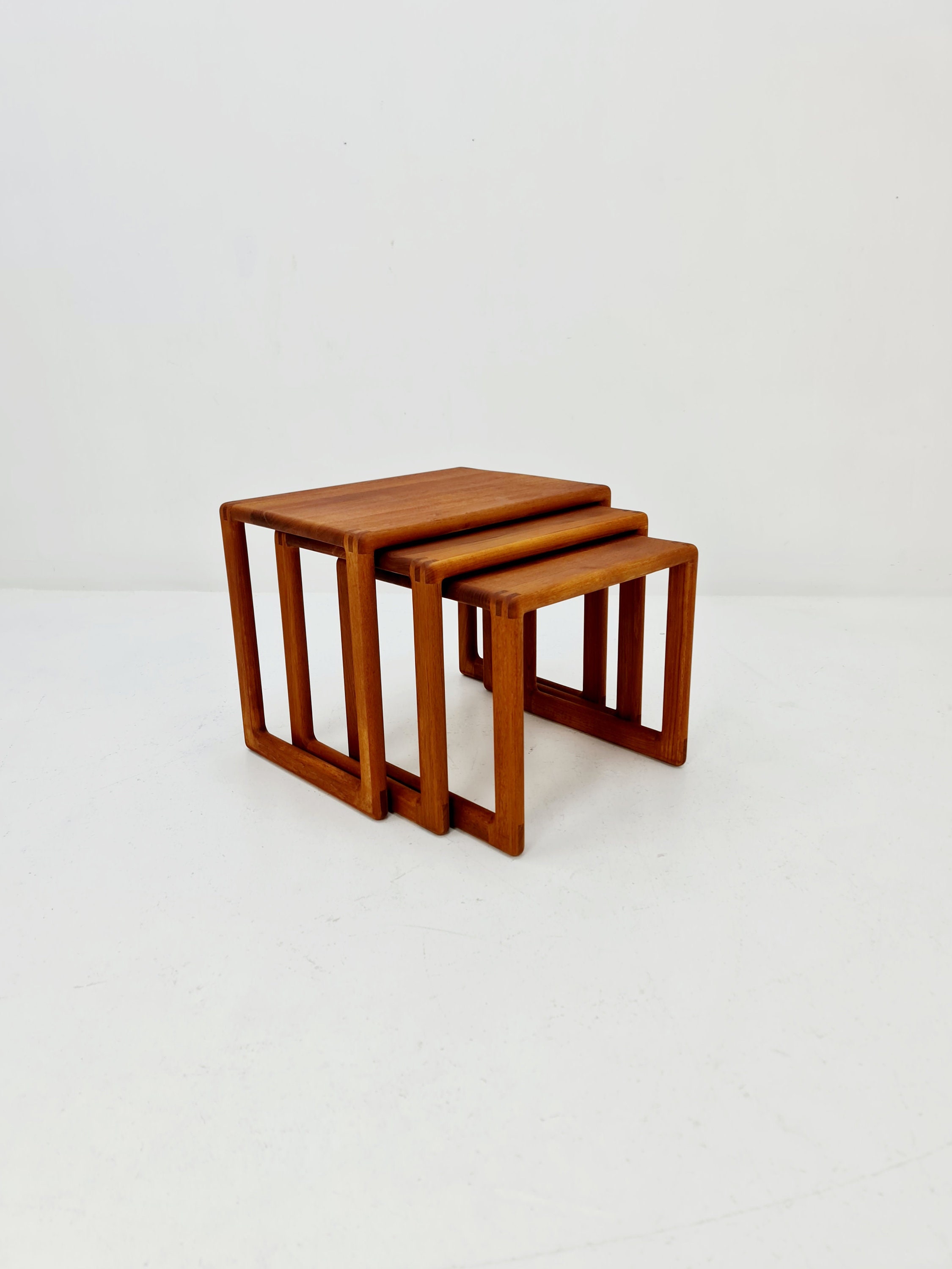 サリンモブラー ブランケットBOX チーク材 サイドテーブル 北欧