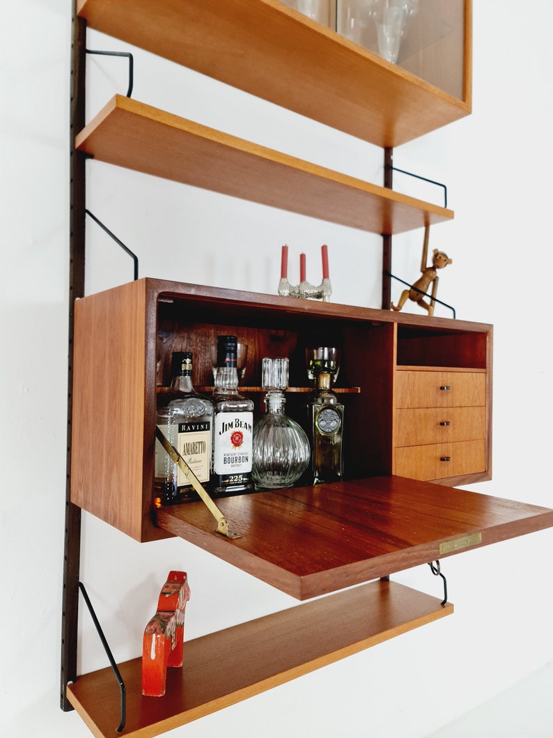 Mid century Danish Teak single Wall Unit with bar cabinet & Showcase by Poul Cadovius for Royal Denmark, 1960s image 5