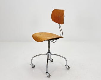 Mid century Swivel Bauhaus chair model by Egon Eiermann for Wilde & Spieth 1950s Germany