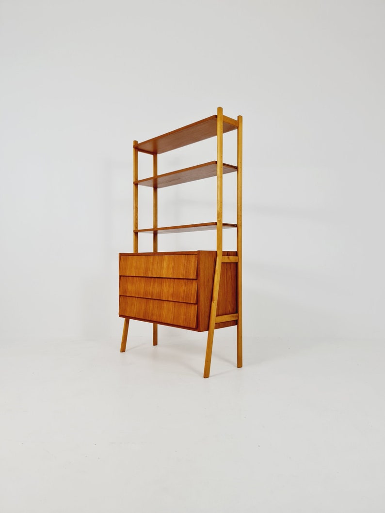 Danish freestanding Midcentury vintage bookshelf system / bookcase teak by Bengt Ruda, 1960s image 1