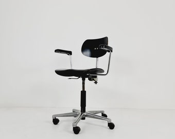 German swivel chair model '' S 197 R '' by Egon Eiermann for Wilde & Spieth 1950s
