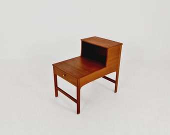 Rare Midcentury Swedish teak side table, nightstand by Yngvar Sandström by Säflle Möbelfabrik, 1960s