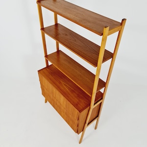 Danish freestanding Midcentury vintage bookshelf system / bookcase teak by Bengt Ruda, 1960s Bild 4