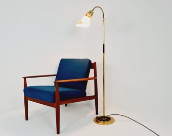 German modern flex arm brass floor lamp, tütenlampe from the 50s