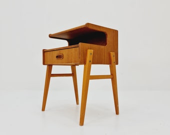 Tavolino/comodino/comodino vintage in teak Carlström & Co della metà del secolo scorso direttamente dagli anni Sessanta