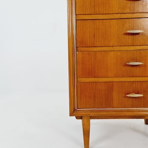Midcentury German Walnut chest of drawers / 4 drawers cabinet by Greive NR 5, 1960s image 10
