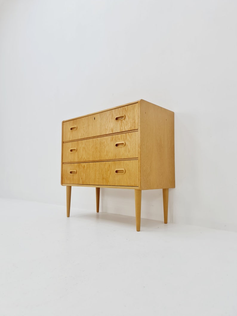 Midcentury danish design chest of drawers / drawer dresser /3 drawers cabinet, 1960s image 2