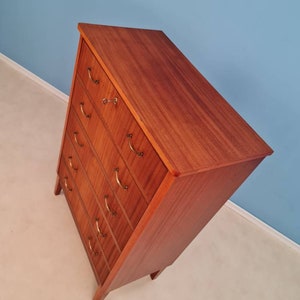 Midcentury danish design chest of drawers / drawer dresser /5 drawers cabinet from the sixties 1960s vintage mahaogany image 4