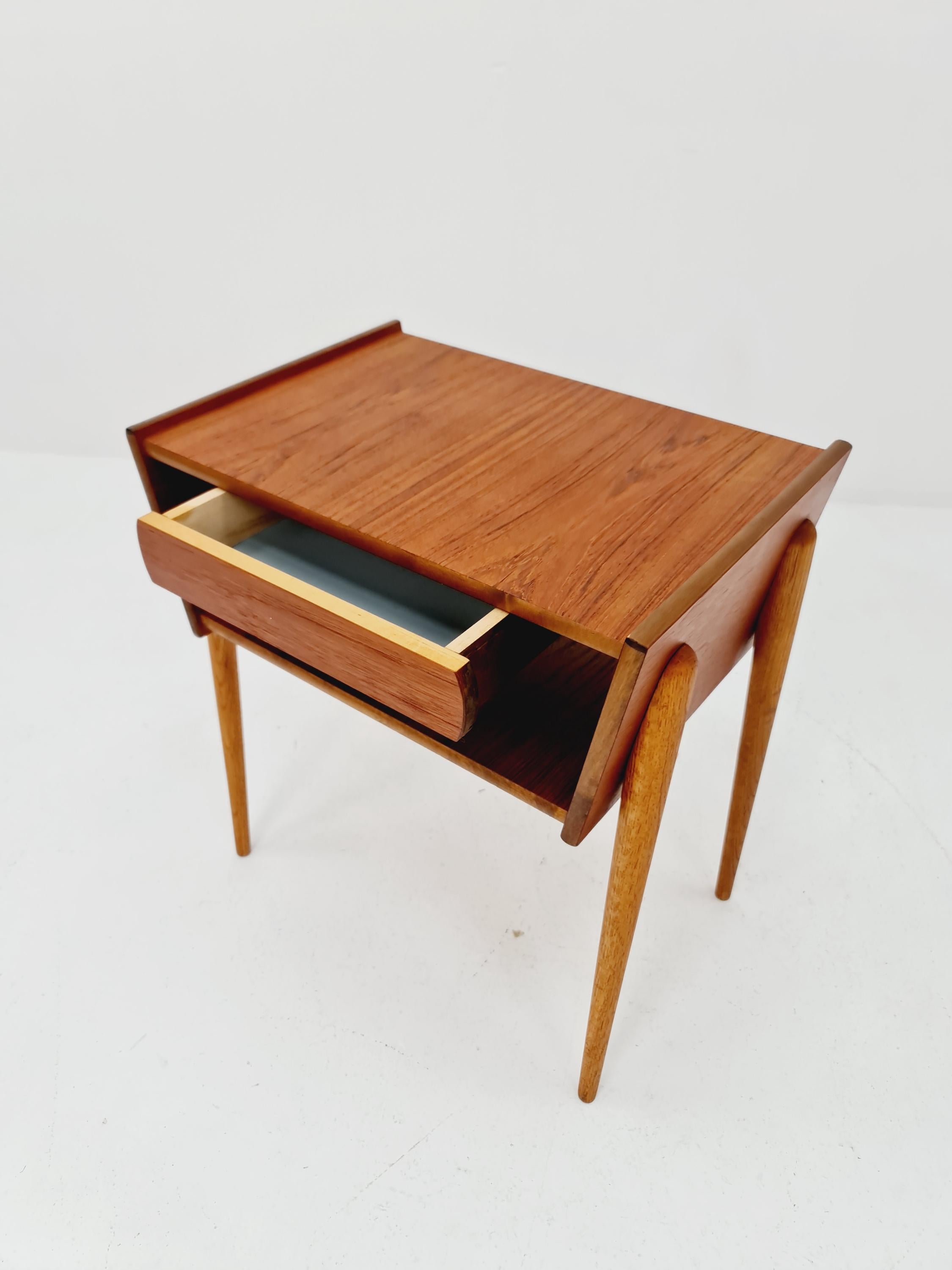 Teakwood Night Table Danish Vintage 北欧家具 デンマークヴィンテージ ナイトテーブル チーク材 サイド