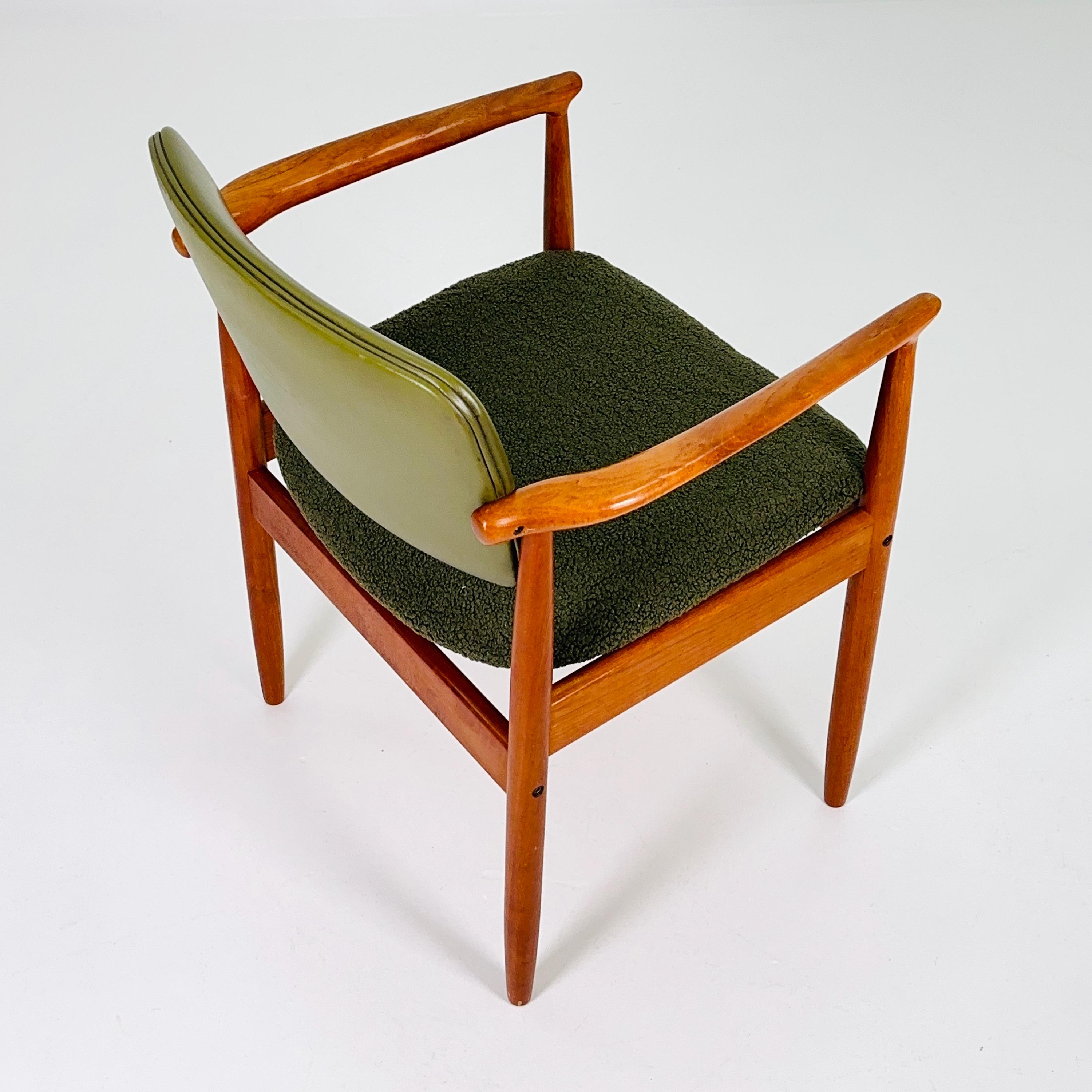 P. E. Jørgensen が Farso Stolefabrik のためにデザインしたミッド