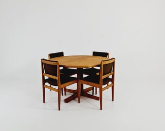 Mid century Swedish Modern Oak dining table by Karl Erik Ekselius, 1960s