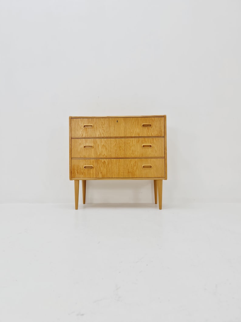 Midcentury danish design chest of drawers / drawer dresser /3 drawers cabinet, 1960s image 1