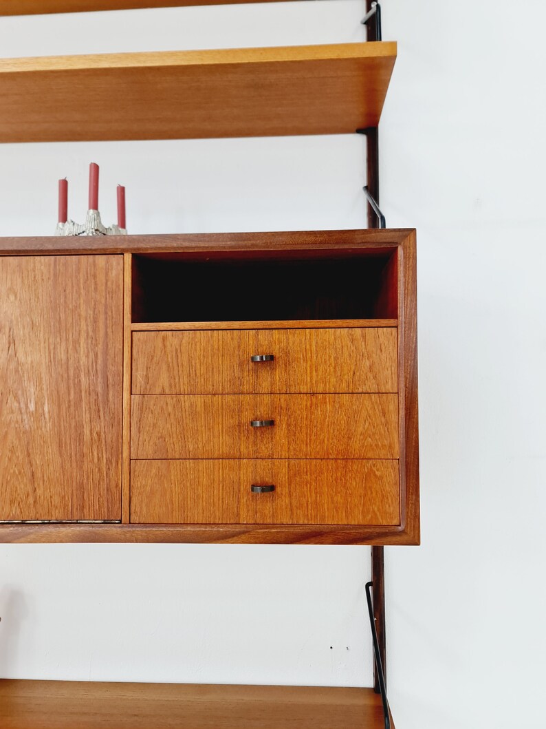 Mid century Danish Teak single Wall Unit with bar cabinet & Showcase by Poul Cadovius for Royal Denmark, 1960s image 8
