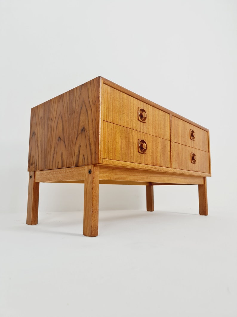 Midcentury danish design sidebord, chest of drawers, 1960s image 5