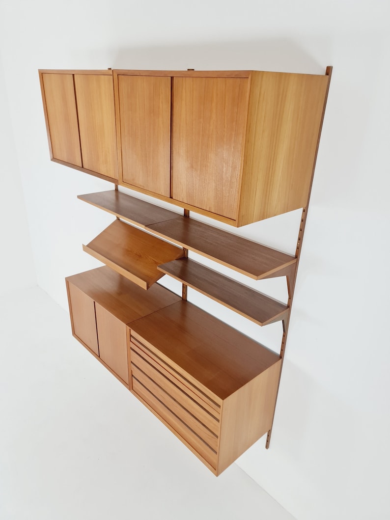 Mid century Danish Teak Wall Unit with records cabinet and magazine rack by Poul Cadovius for Cado, Denmark, 1960s image 4