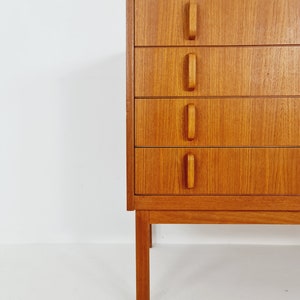 Midcentury Swedish chest of drawers / 4 drawers cabinet by Bertil Fridhagen for Bodafors, 1960s image 6