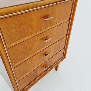 Midcentury German Walnut chest of drawers / 4 drawers cabinet by Greive NR 5, 1960s image 5