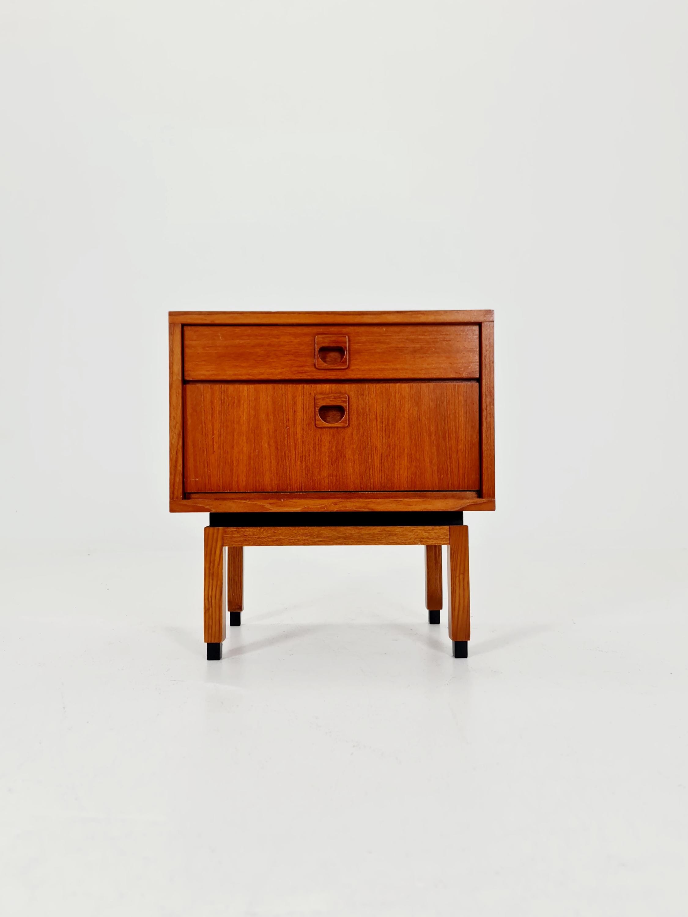 MidAgeVintageDE - Etsy 日本