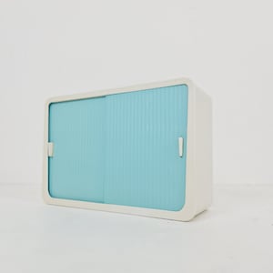 Vintage bathroom/kitchen/medicine cabinet turquoise, 1960s