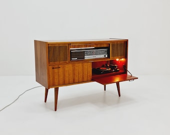 Mid Century Modern Scandinavian teak sidboard record player, radio by Göteborg, 1960s