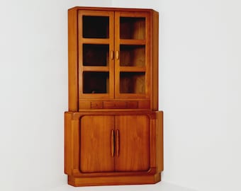 Mid Century Modern danish corner cabinet teak By Dyrlund, 1960s