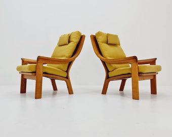 Mid century easy lounge chairs by P.Jeppesen in solid teak, 1960s, set of 2