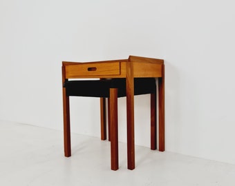 Midcentury Danish teak side table/ bedside table with stool, 1960s