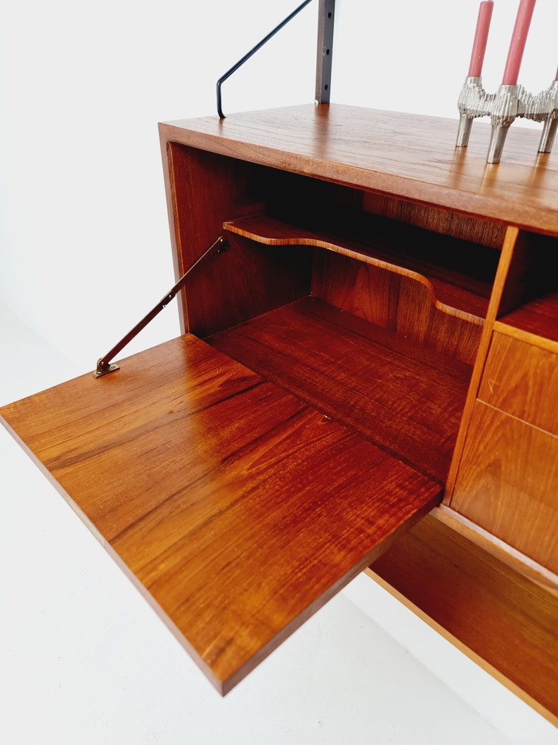 Mid century Danish Teak single Wall Unit with bar cabinet & Showcase by Poul Cadovius for Royal Denmark, 1960s image 7