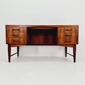 Rare Danish Rosewood Desk by Dyrlund Møbelfabrik, 1960s