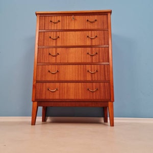 Midcentury danish design chest of drawers / drawer dresser /5 drawers cabinet from the sixties 1960s vintage mahaogany image 3