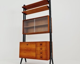 Danish freestanding Midcentury vintage bookshelf system / showcase teak by Bengt Ruda, 1960s