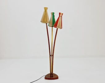 Trípode de suelo Midcentury de nogal y latón DDR alemán de Resso, años 60