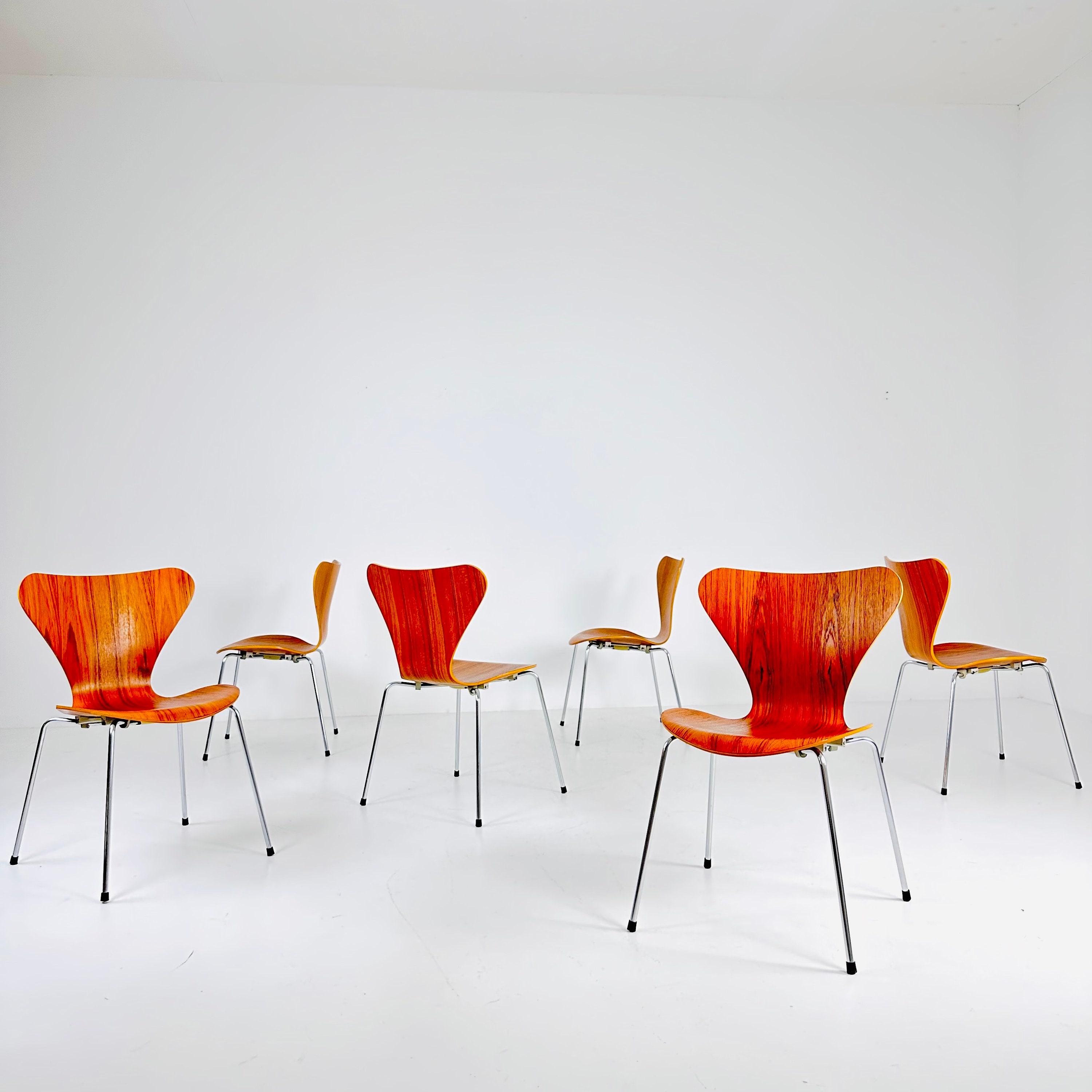 Vintage Teak 3107 Dining Chairs by Arne Jacobsen for Fritz