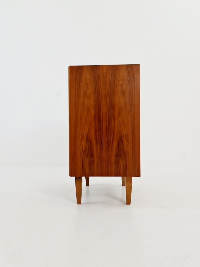 Midcentury German Walnut chest of drawers / 4 drawers cabinet by Greive NR 5, 1960s image 9