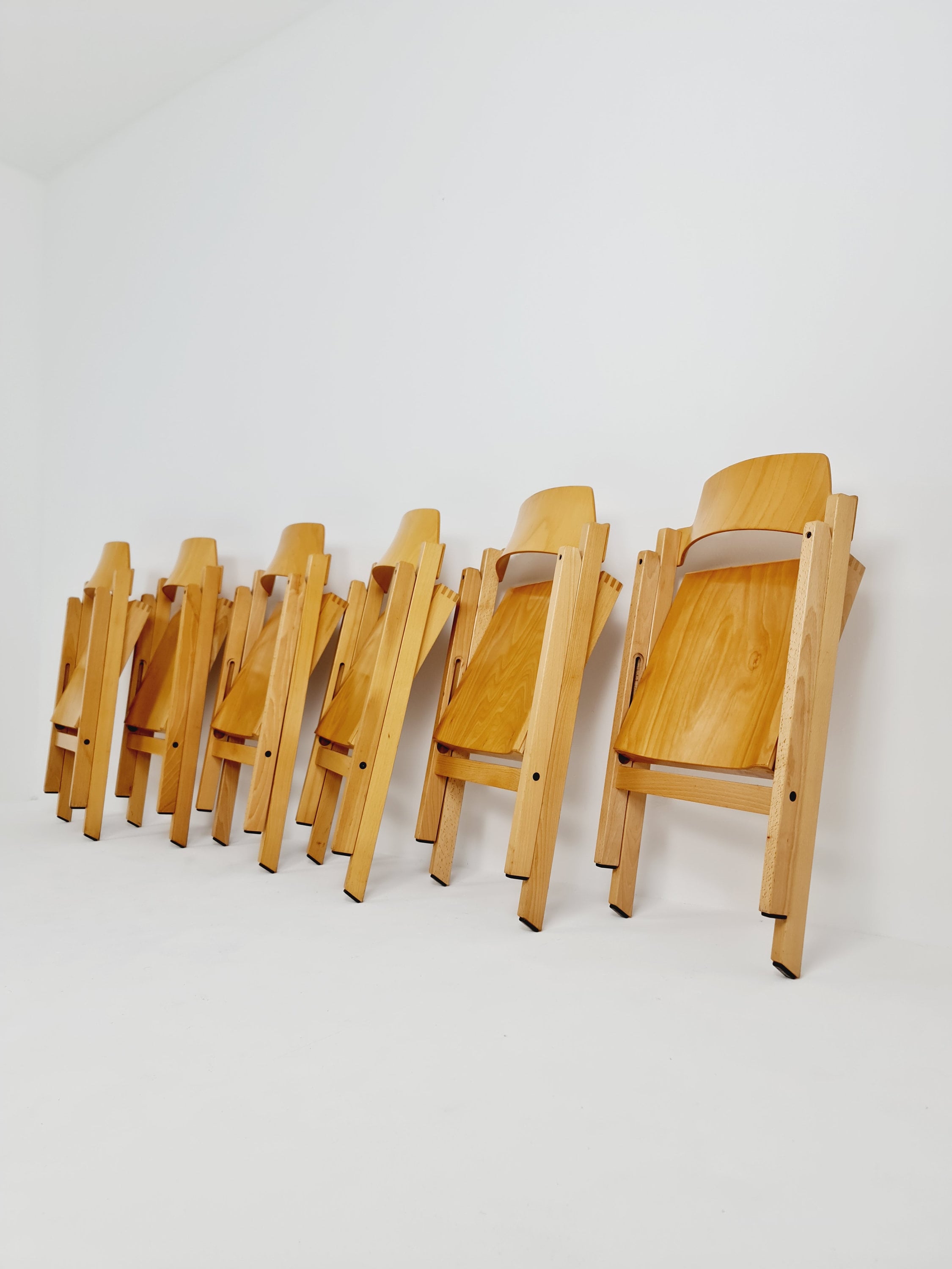 木製折りたたみチェア ドイツ　1960年代 1/3 ドイツ製折りたたみ椅子 Schlapp Möbel、1970 年代 - Etsy 日本