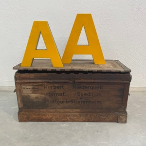 Lettera illuminata vintage A