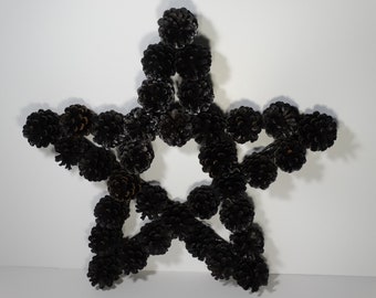 Pine cone Wreath. Black Pinecone Star Wreath. Hand painted pinecone wreath. Star wreath in black. Halloween wreath.