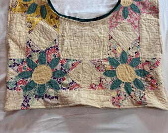 Upcycled Quilt Cropped Boxy Top- Feedsack Star Flowers- Medium