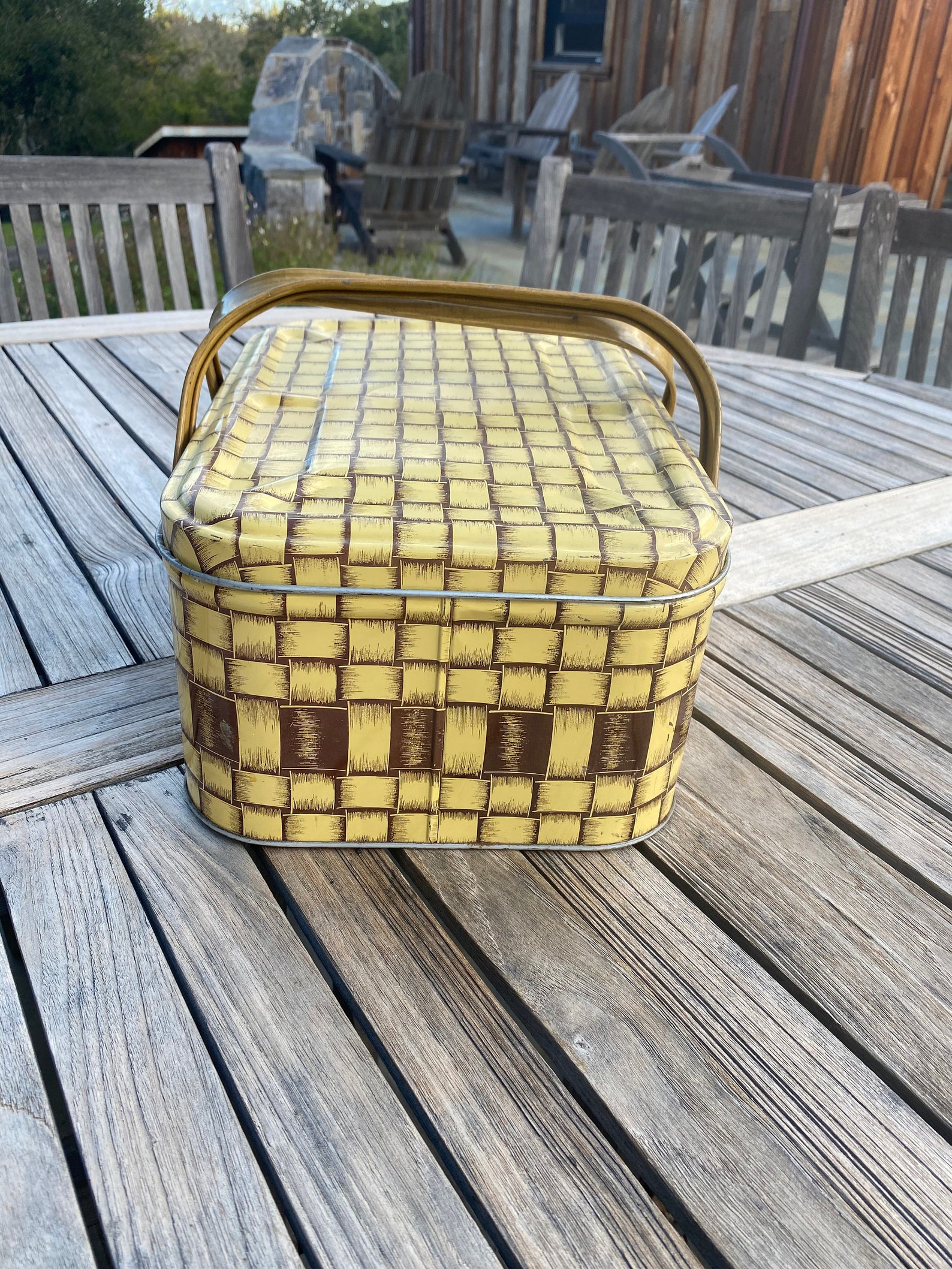 Vintage 1950s tin picnic basket Etsy