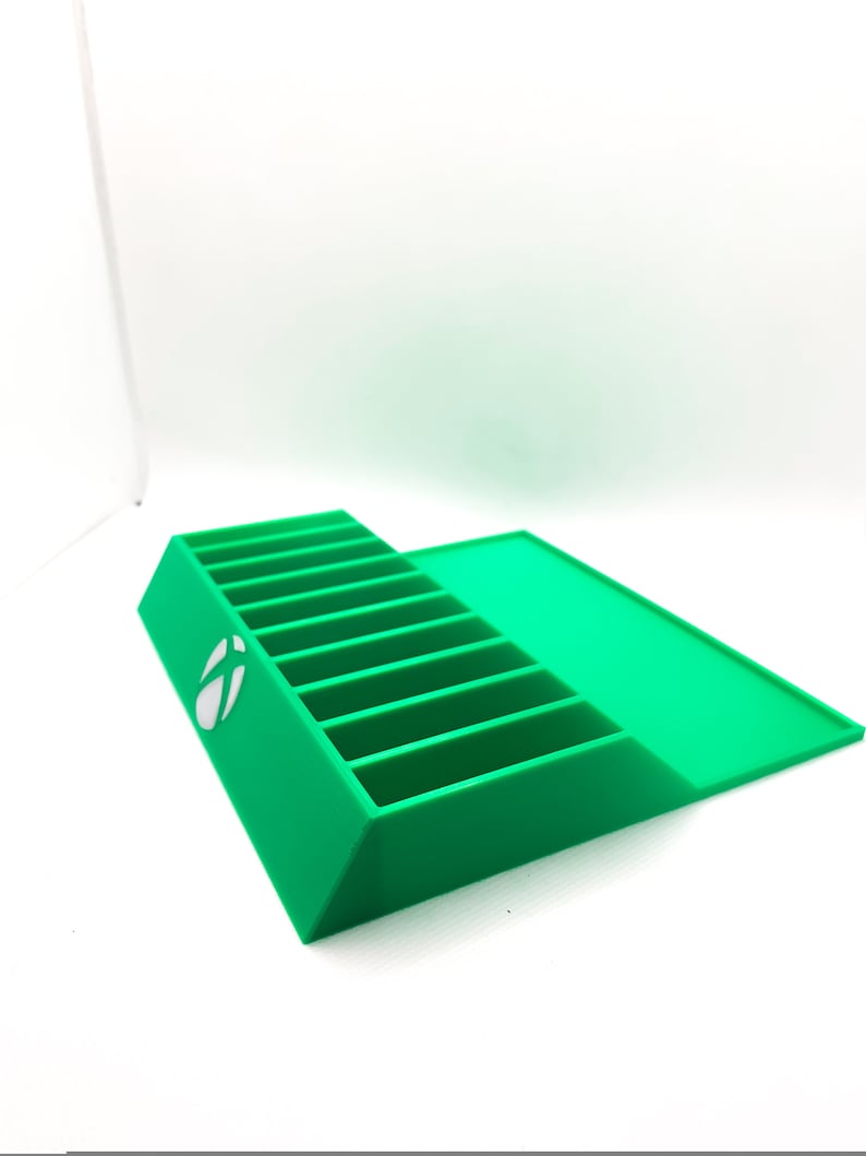 3D printed Xbox One and Series X game holder