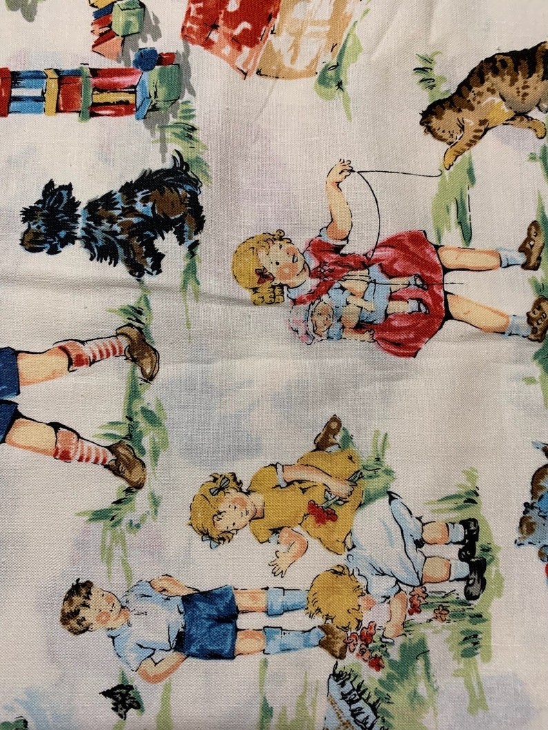 1/2 Yd vintage vintage Kids Retro Kids par Alexander Henry Cotton Fabric 2766 image 2