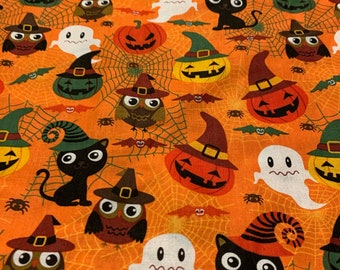 1/2 Yd Vintage Halloween Print Cotton Fabric by David Textiles 101