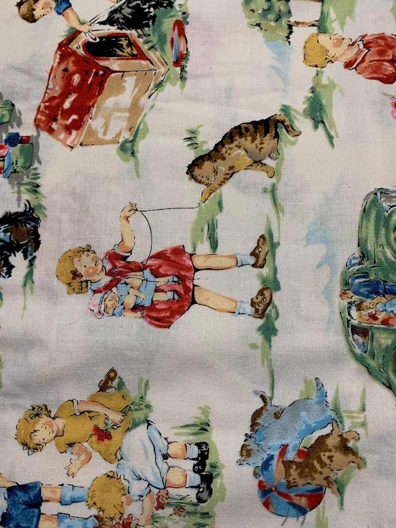 1/2 Yd vintage vintage Kids Retro Kids par Alexander Henry Cotton Fabric 2766 image 3