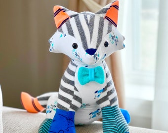 Memory Fox, Toys made of Baby clothes, Personalized Stuffed Toys, Baby Keepsake, Rainbow Baby, Memory bear, Keepsake Animals
