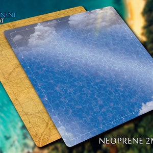 Op de afbeelding: Een blauwe en witte speelmat met een rasterpatroon en wolken. De speelmat is gemaakt van 2 mm neopreen en heeft de tekst "7th Continent Playmat" in de linkerbovenhoek. De tekst "NEOPRENE 2MM" staat in de rechterbenedenhoek.
