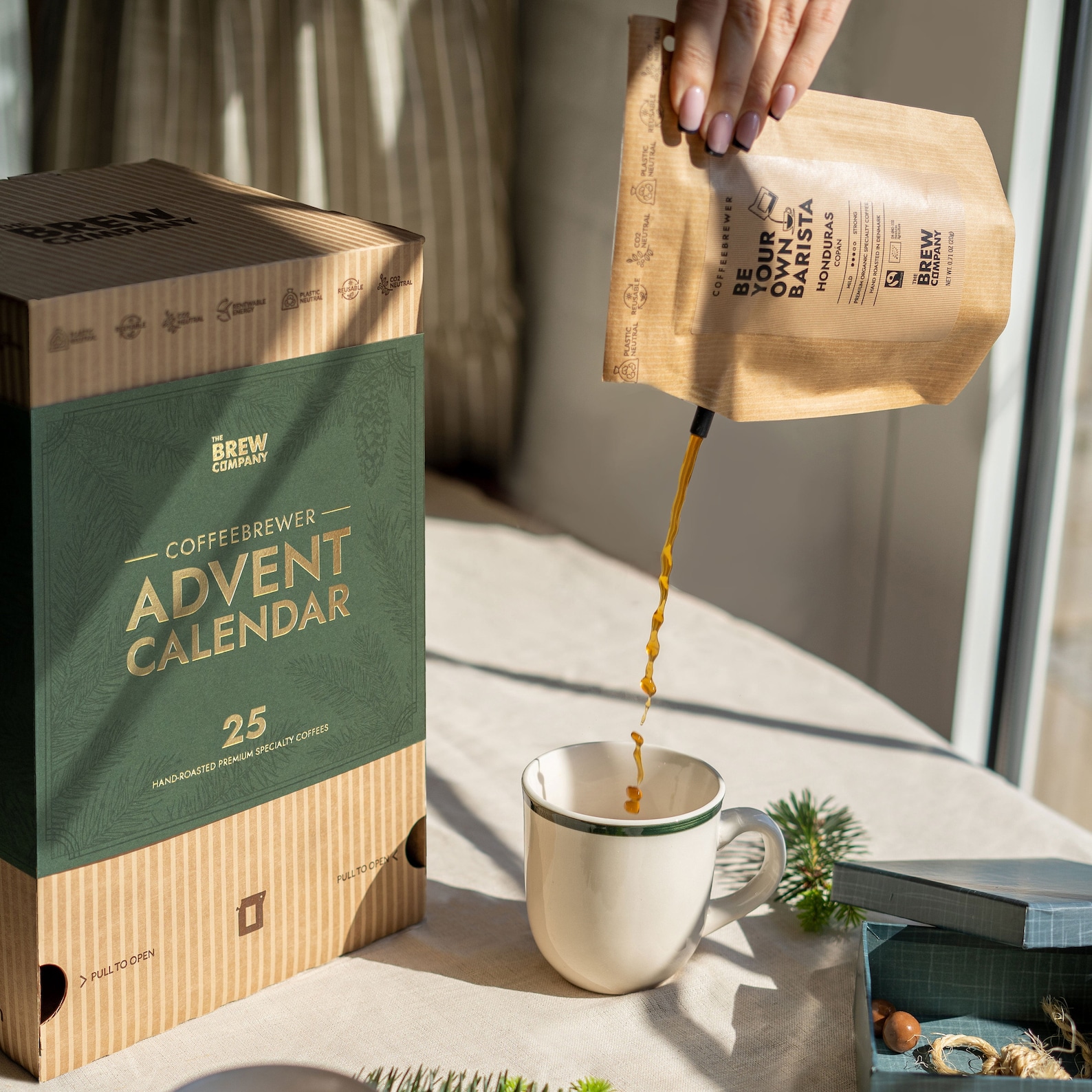 Specialty Coffee Advent Calendar 2022 | 25 days of Holiday Single-Origin Coffee - Makes a Perfect Christmas Gift for a Coffee Lover