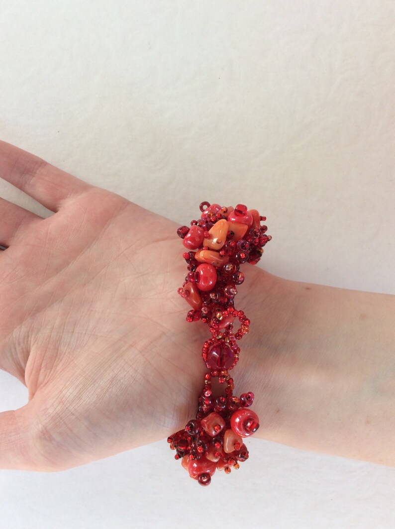 Guatemalan Handcrafted Red Beaded Bracelet