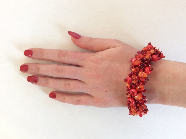 Guatemalan Handcrafted Red Beaded Bracelet
