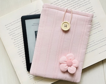 Baby Pink Flower Kindle Sleeve, Kindle Paperwhite Case, Kindle Oasis Pouch, Padded Kindle Cover, Floral Kindle Case, Custom Kindle Sleeve