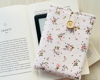 Floral Kindle Sleeve – Handmade Padded Fabric E-Reader Cover